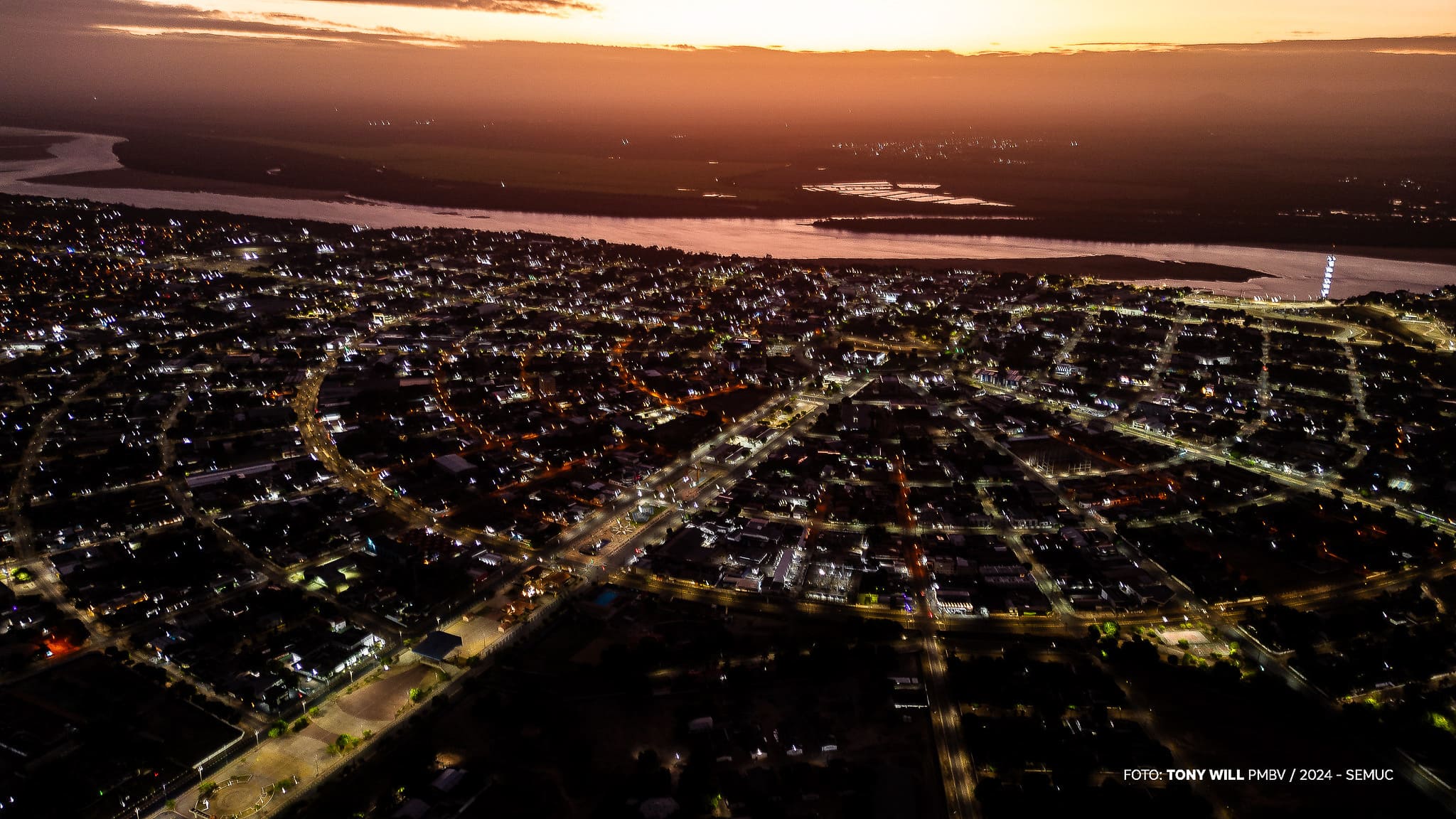 Boa Vista iluminada à noite - esclarecendo suas dúvidas